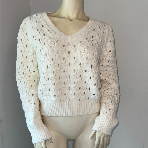 Astr The Label Bianca Pointelle Cream V-Neck Knit Sweater. Size Medium. - Picture 2 of 6